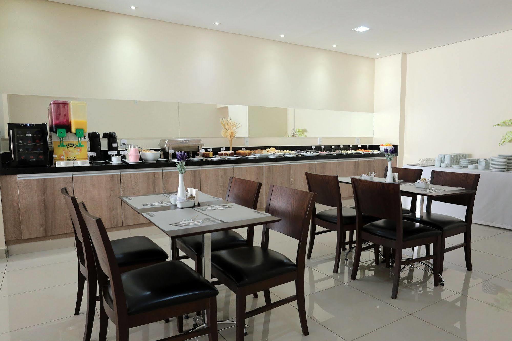 Golden Tower Express Franca By Fenix Hoteis Esterno foto