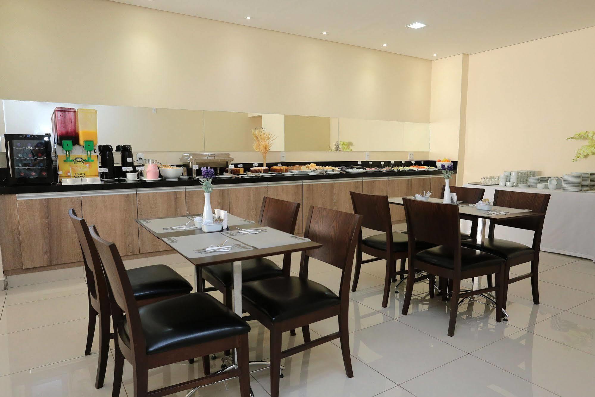 Golden Tower Express Franca By Fenix Hoteis Esterno foto
