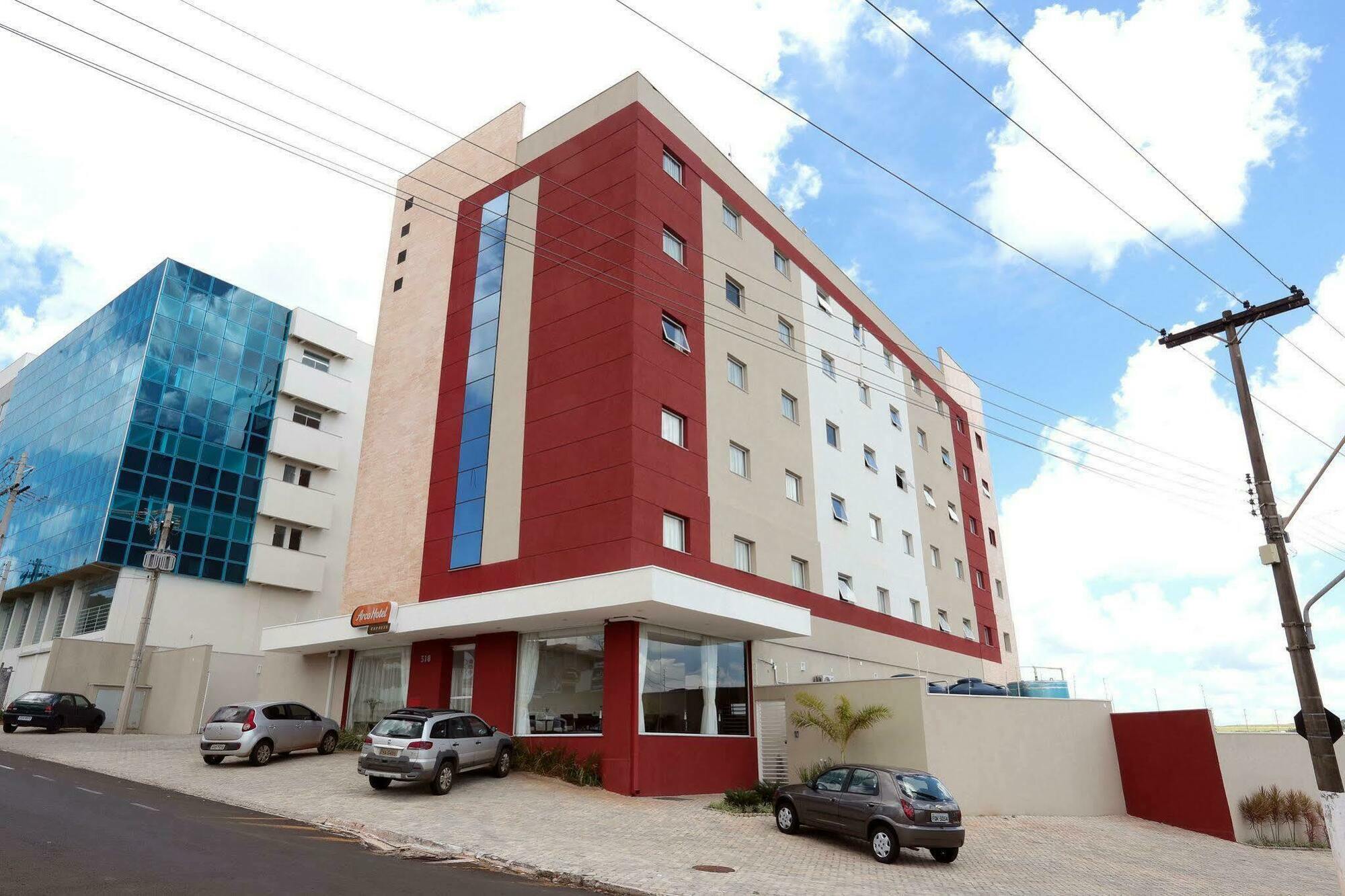 Golden Tower Express Franca By Fenix Hoteis Esterno foto